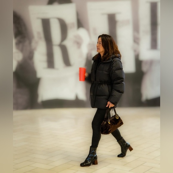 Sézane Axelle Ankle Boots in Patent Black FR 40 / US 9 - Picture 10 of 14